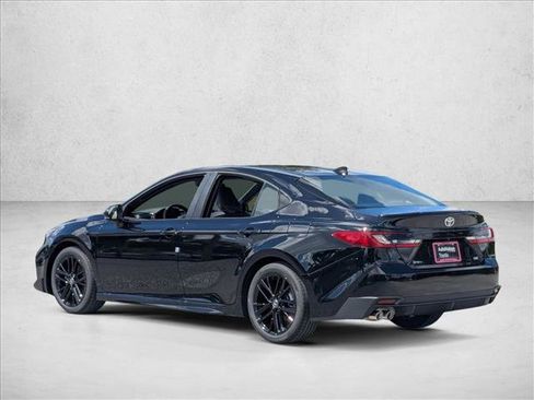 Used 2026 Toyota Camry SE w/ Multimedia Upgrade Package image 9