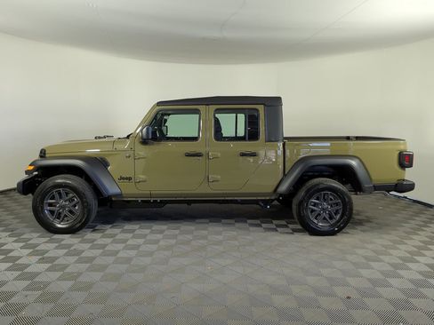 New 2026 Jeep Gladiator Sport image 8
