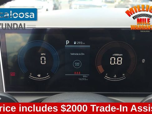 Used 2025 Hyundai Santa Cruz SE FWD image 15