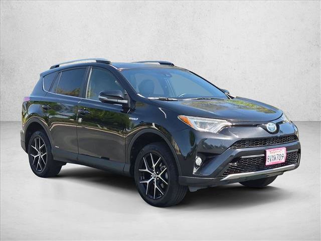 Used 2017 Toyota RAV4 SE AWD/4WD image 3