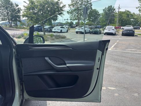 Used 2022 Tesla Model X AWD/4WD image 17