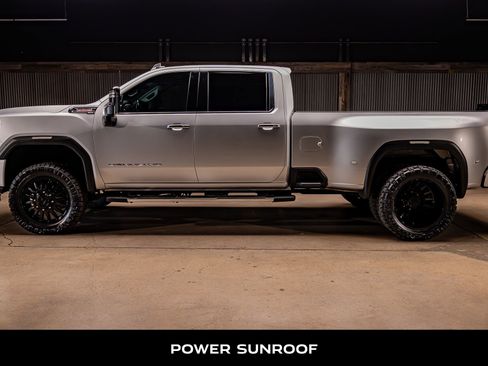 Used 2022 GMC Sierra 3500 Denali w/ Denali Ultimate Package image 6