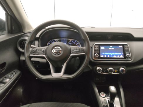 Used 2021 Nissan Kicks S FWD image 22