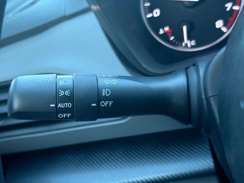 Certified 2025 Subaru Crosstrek 2.5i Limited image 27