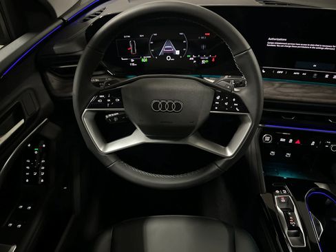 New 2025 Audi Q5 Premium Plus AWD/4WD image 14