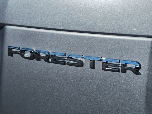 Used 2018 Subaru Forester 2.5i Limited image 19