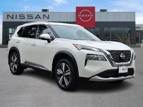 Certified 2023 Nissan Rogue Platinum AWD/4WD image 1