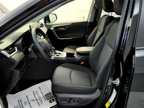 Certified 2025 Toyota RAV4 XLE image 16
