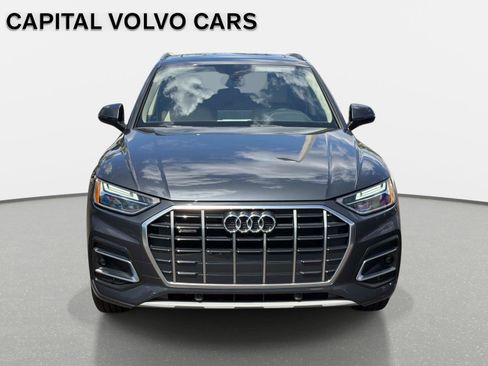 Used 2023 Audi Q5 2.0T Premium w/ Convenience Package AWD/4WD image 2