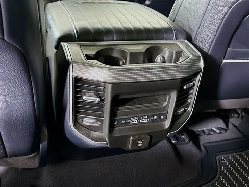 Used 2024 RAM 1500 Limited AWD/4WD image 31