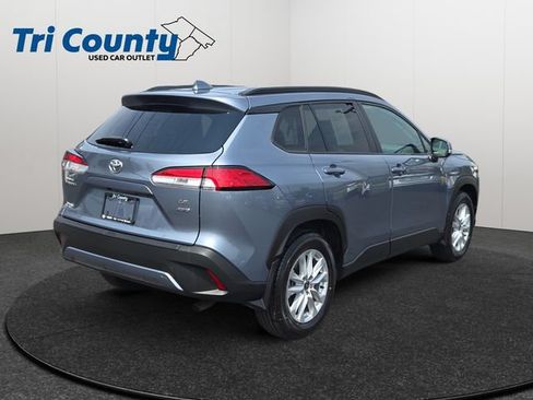Certified 2023 Toyota Corolla Cross LE AWD/4WD image 8