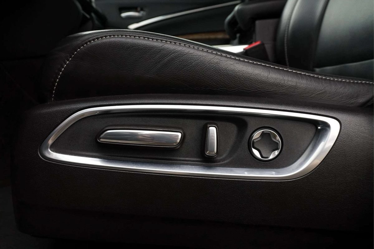 Used 2020 Acura MDX w/ Technology Package FWD image 17