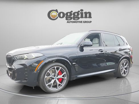 New 2026 BMW X5 xDrive50e w/ Executive Package AWD/4WD image 1