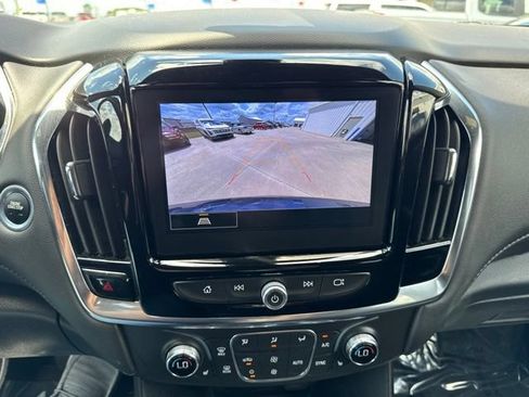 Used 2023 Chevrolet Traverse LT AWD/4WD image 45