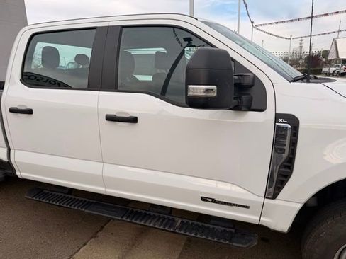 Used 2024 Ford F350 XL w/ XL Chrome Package image 4