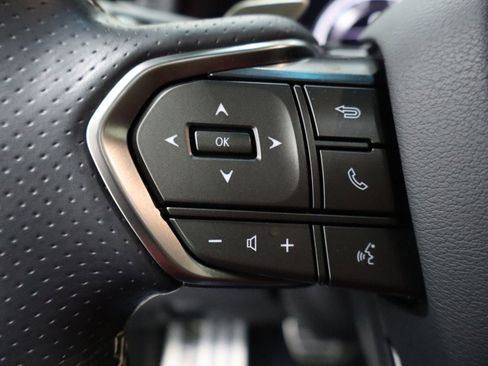 Used 2023 Lexus LX 600 F Sport image 19