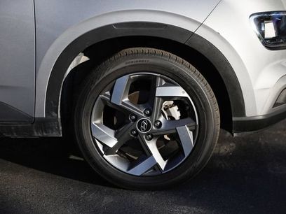 Used 2025 Hyundai Venue SEL