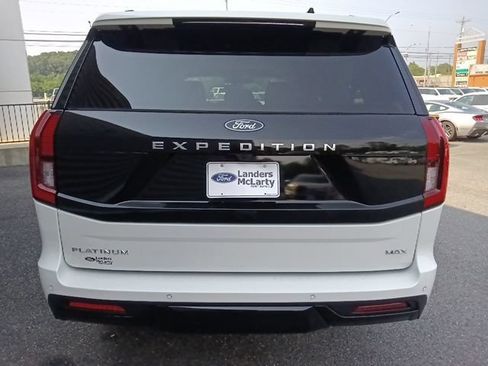 New 2027 Ford Expedition Max Platinum w/ Driver's Package AWD/4WD image 4