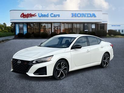 Used 2023 Nissan Altima 2.5 SR