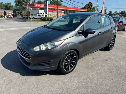 Used 2019 Ford Fiesta SE FWD image 4