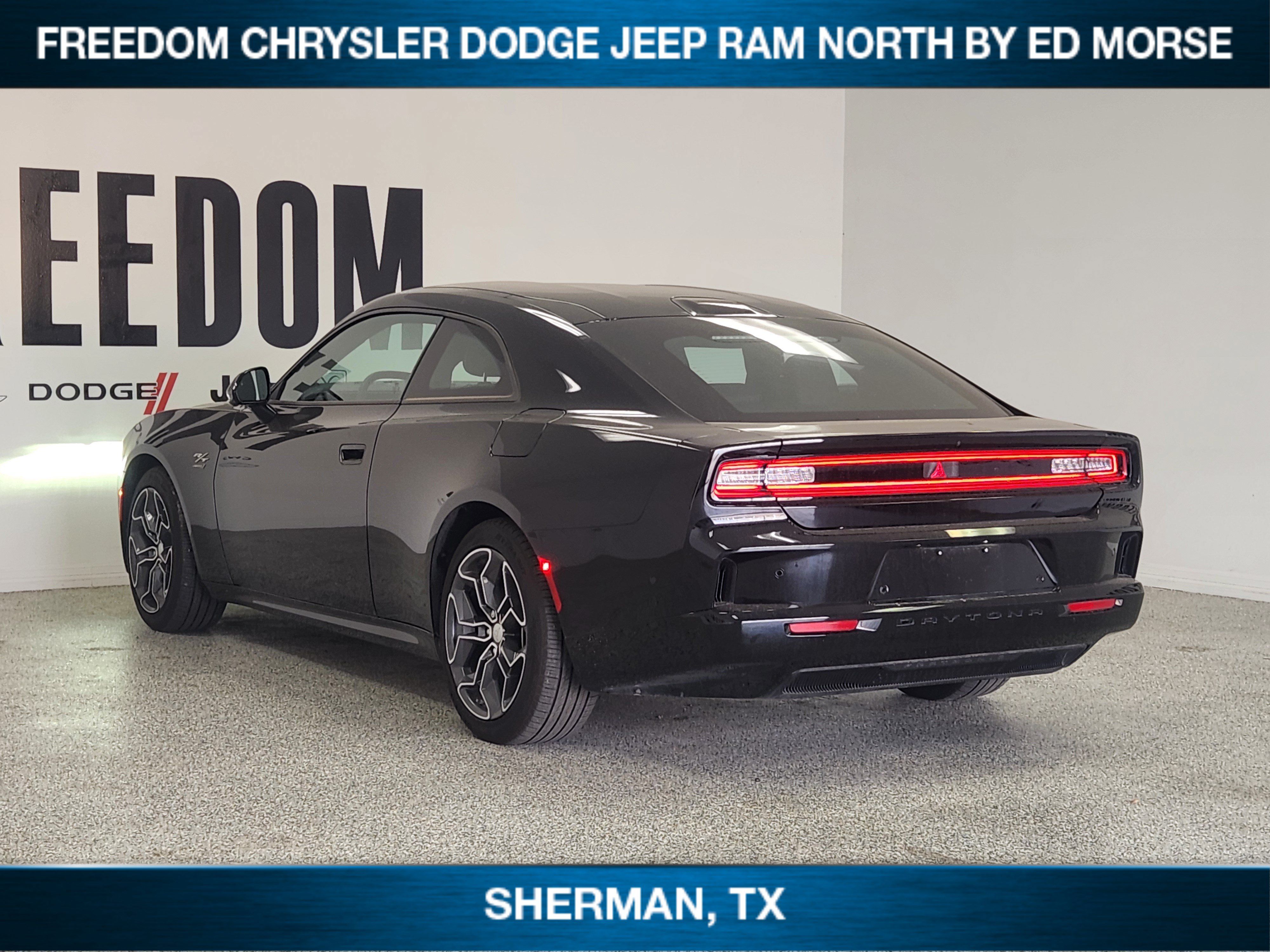 New 2025 Dodge Charger Daytona R/T w/ Plus Group AWD/4WD image 3