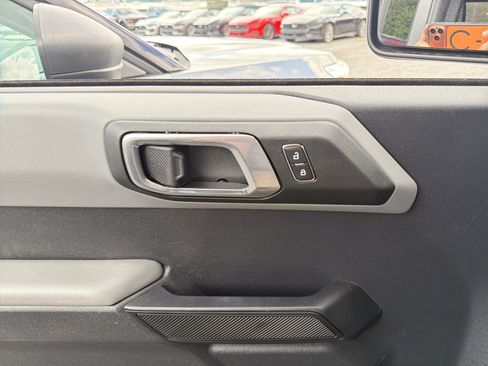 Used 2022 Ford Bronco Big Bend AWD/4WD image 14