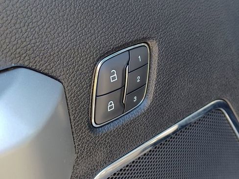 Used 2019 Ford F350 Lariat w/ Lariat Ultimate Package image 14