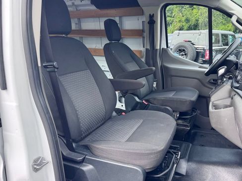 Used 2022 Ford Transit 250 Low Roof w/ Exterior Upgrade Package RWD image 17