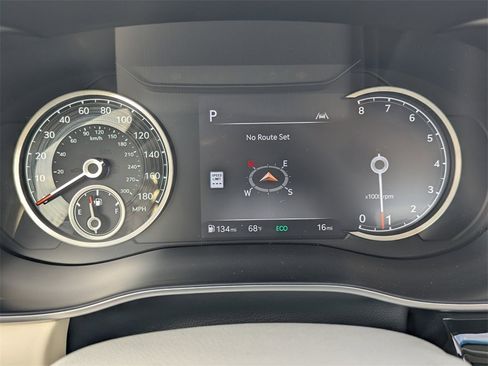 New 2026 Genesis G70 2.5T Prestige image 18