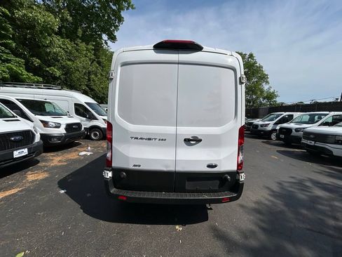 Used 2024 Ford Transit 250 148 Medium Roof Extended AWD image 6