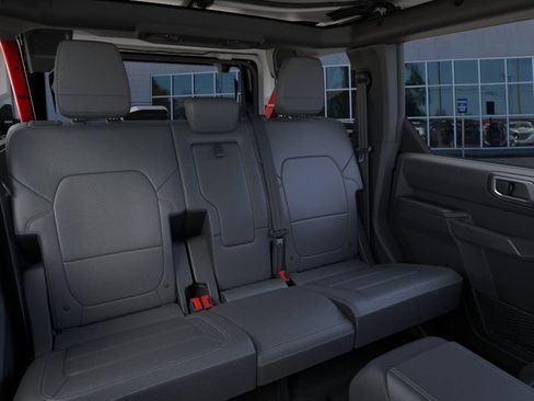New 2026 Ford Bronco Outer Banks AWD/4WD image 11