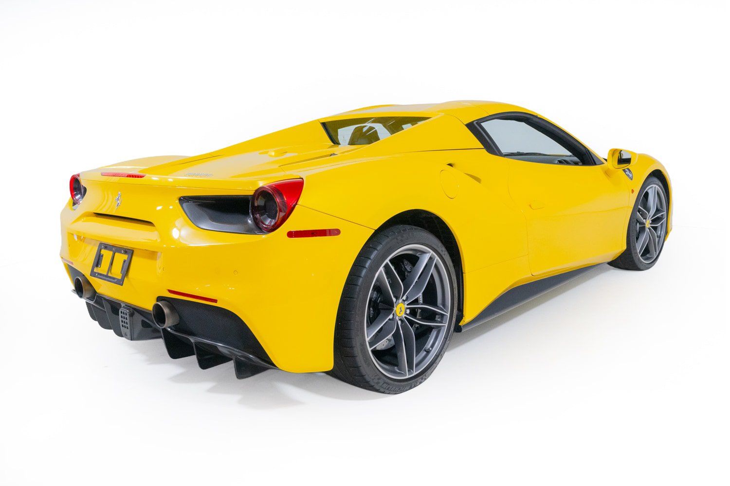 Used 2017 Ferrari 488 Spider RWD image 9