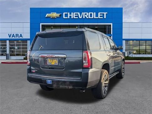 Used 2020 GMC Yukon Denali w/ Denali Premium Package image 5