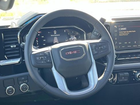 New 2026 GMC Sierra 1500 Elevation image 12