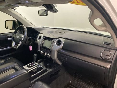 Used 2018 Toyota Tundra SR5 image 22