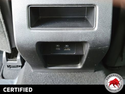 Used 2023 Mitsubishi Outlander SE image 18