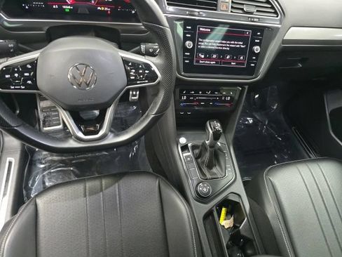 Used 2024 Volkswagen Tiguan SE R-Line AWD/4WD image 20
