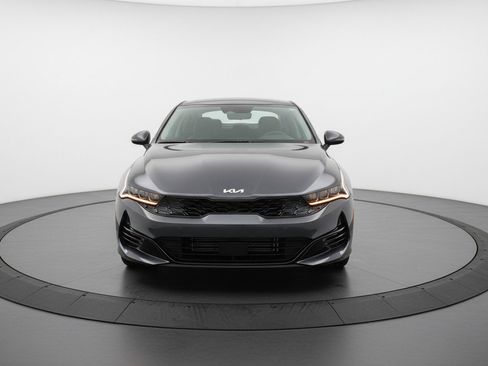 Used 2025 Kia K5 LXS image 2