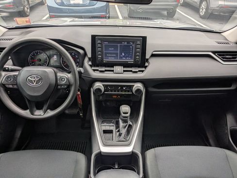 Used 2022 Toyota RAV4 LE FWD image 15