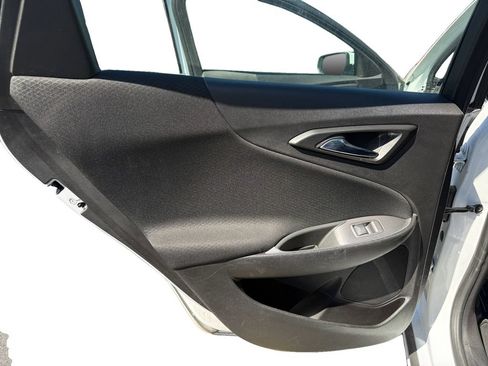 Used 2025 Chevrolet Malibu LT FWD image 22