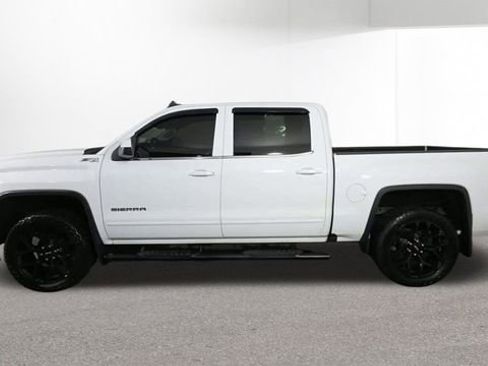 Used 2017 GMC Sierra 1500 SLE image 5