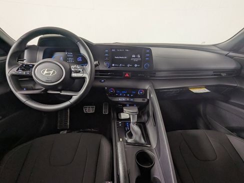Certified 2026 Hyundai Elantra Sport FWD image 16
