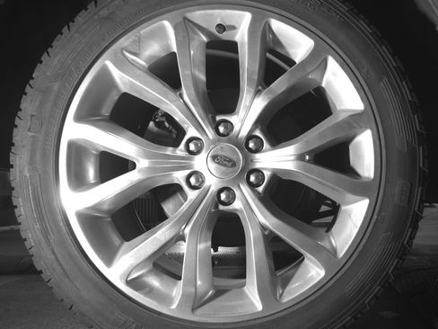 Used 2018 Ford Expedition Max Platinum AWD/4WD image 15