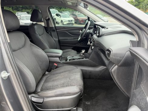 Used 2020 Hyundai Santa Fe SE w/ Cargo Package FWD image 11