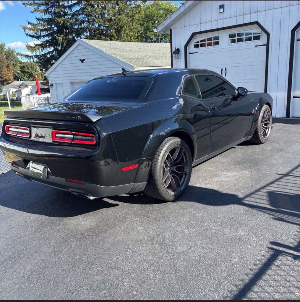 Used 2020 Dodge Challenger R/T Scat Pack RWD image 7