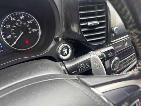 Used 2018 Mitsubishi Outlander GT AWD/4WD image 74