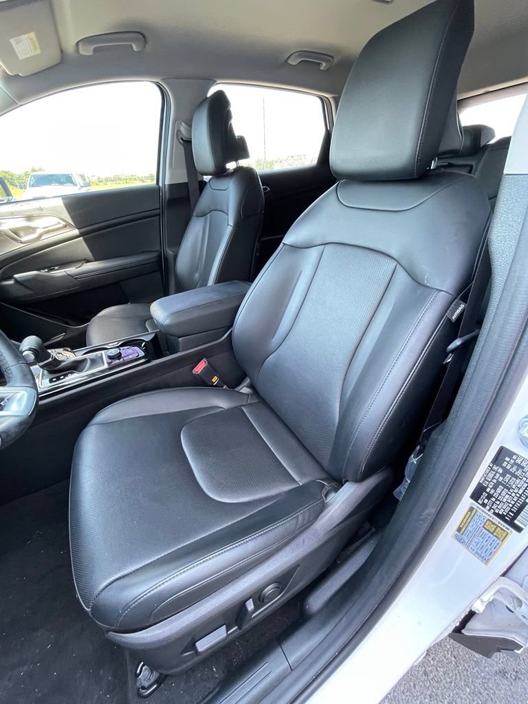 Certified 2023 Kia Sportage EX FWD image 10