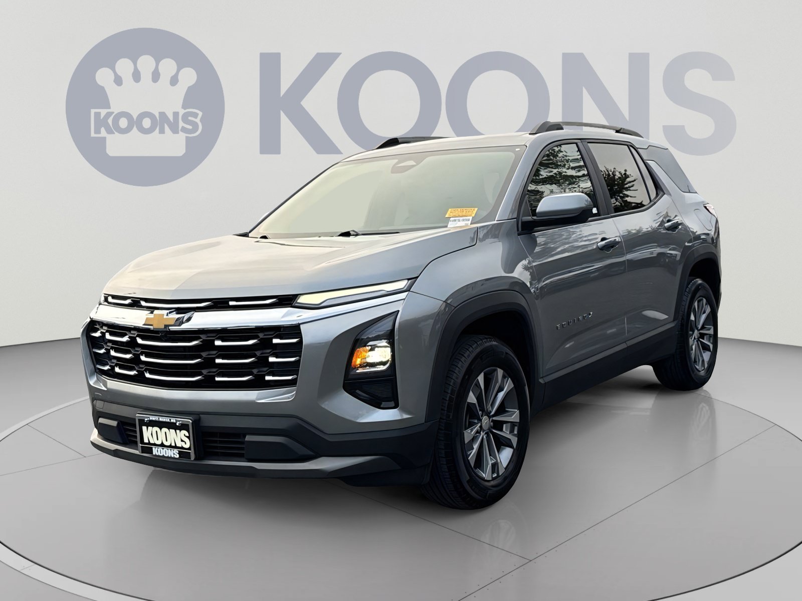 Used 2025 Chevrolet Equinox LT w/ Convenience Package II AWD/4WD image 1