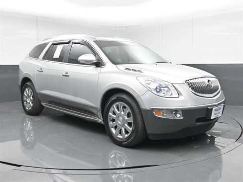 Used 2011 Buick Enclave CXL image 3