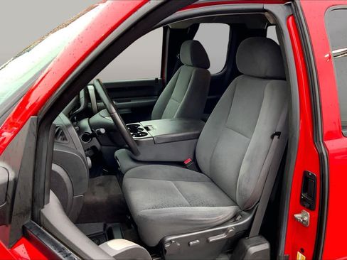 Used 2008 Chevrolet Silverado 1500 LT w/ All Star Edition AWD/4WD image 7